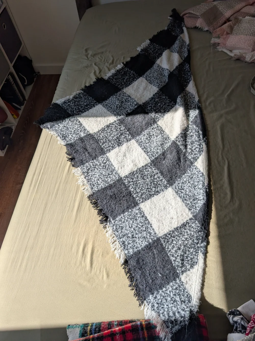 Cozy Black & White Checkered Triangle Sweater Scarf